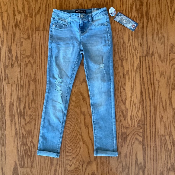 NWT BLUE SPICE Distressed Skinny Blue Jeans Sz 8 - Picture 1 of 2
